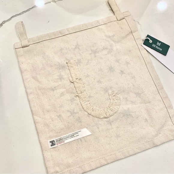 [🌟 PRICE FIRM] UO Letter J Monogram Embroidered Canvas Moon Stars Tapestry - Picture 3 of 3